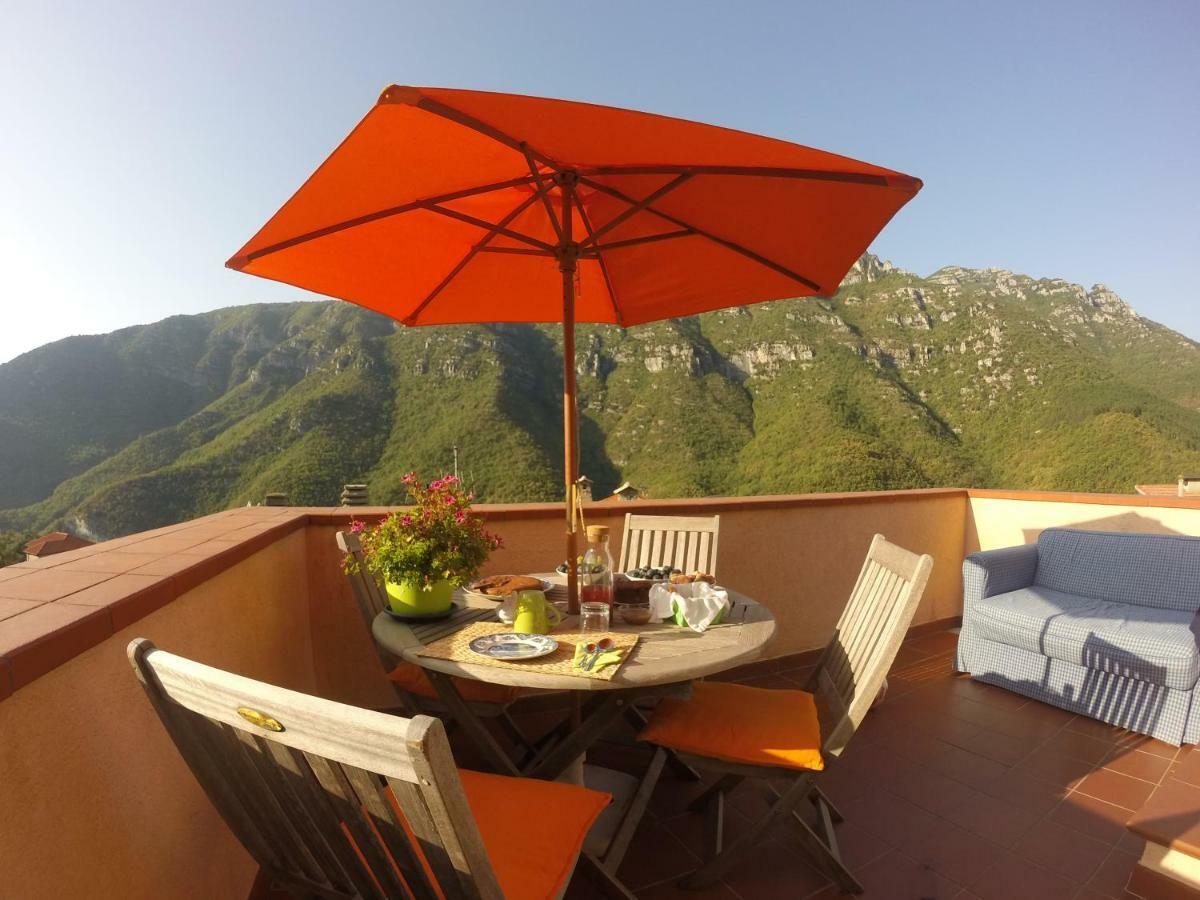 Arve Castelbianco - B&B E Appartamento Colletta Ngoại thất bức ảnh